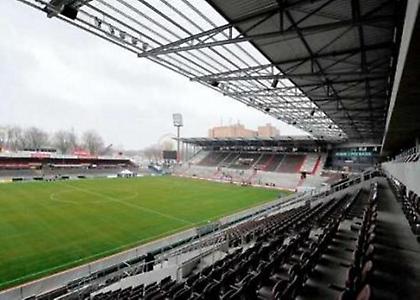 Αποζημιώνει τον κόσμο η Ζανκτ Πάουλι