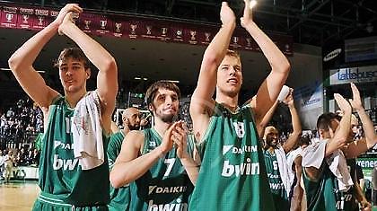 Όλο και ψηλότερα η Μπενετόν