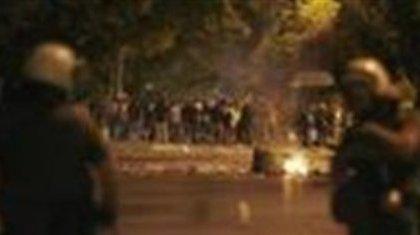 Συμπλοκή οπαδών ΟΣΦΠ-ΠΑΟ στη Λαμία