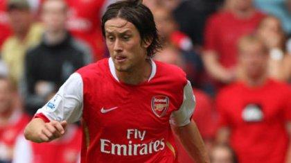 Παραμένει στην Άρσεναλ ο Ροζίτσκι