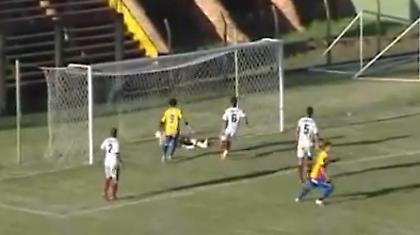 Ο ένας από τα 11 μέτρα και ο άλλος από τα 80 (video)