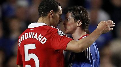 Κλείνουν θέση