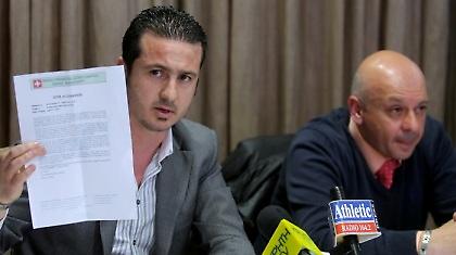 Έπεσαν οι μάσκες!