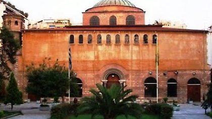 Συναυλία μέσα σε ιερό ναό!