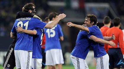 Χαμός για ένα εισιτήριο!