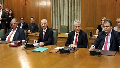 Ο δρόμος μακρύς και δύσκολος