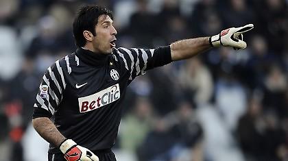 Τζοφ: «Παραμένει No 1 ο Μπουφόν»