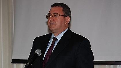 «Κανέναν ανάγκη...»