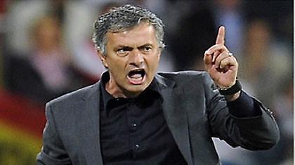 Μουρίνιο: «Βαρέθηκα να παίζω με 10 με την Μπαρτσελόνα»