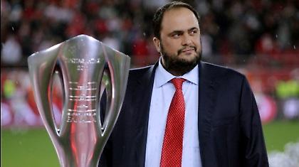 Ο Κόκκαλης 12, ο Μαρινάκης 20!