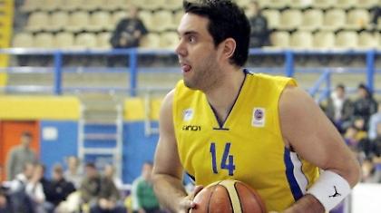 Πέτρουλας: «Νίκη και πλέι οφ»