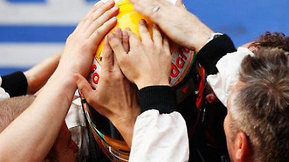 Πιέζει τους μηχανικούς του ο Χάμιλτον