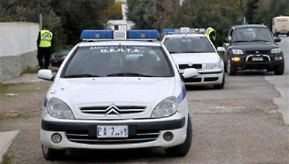 Λήστεψαν 81χρονη υπό την απειλή μαχαιριών