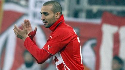 Καζιάνης: «Τζεμπούρ ως το 2013 στον Ολυμπιακό»