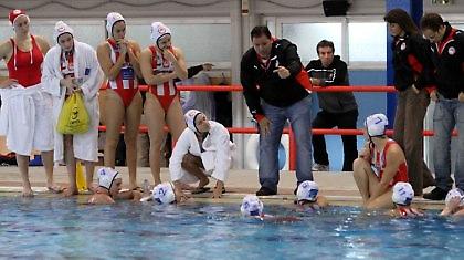 Του χρόνου… δικό σας κορίτσια!