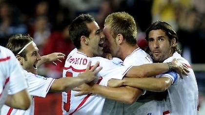 «Χάθηκε» η μπάλα και τη βρήκε η Σεβίλλη (video)