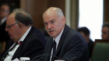 Επί ποδός πολέμου η κυβέρνηση