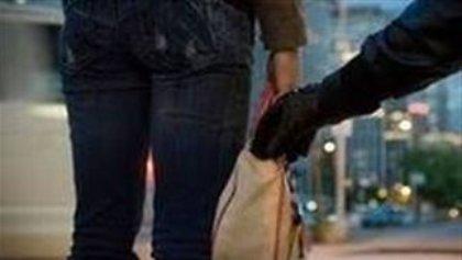 Της έσπασαν το κεφάλι για να της κλέψουν τα χάπια