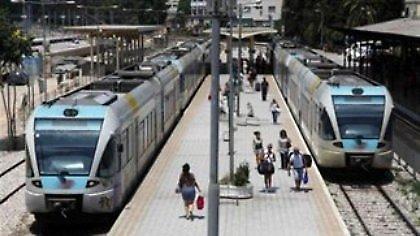 Ακινητοποιημένα τα τρένα του ΟΣΕ την Πρωτομαγιά