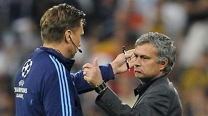 Σκέφτεται να καταγγείλει τον Μουρίνιο η «Μπάρτσα»!