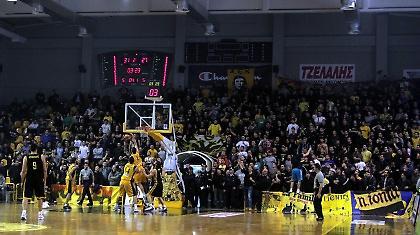 Τράκαρε το πούλμαν του Αμαρουσίου