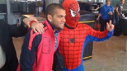 Πέταξε με τον Σπάιντερμαν η «Μπάρτσα» (pic)