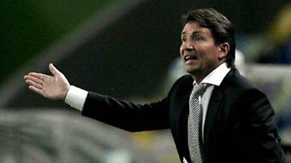 Απρόσμενη τριάρα!