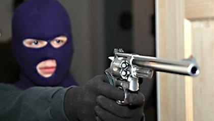 Τον πυροβόλησαν και τον τραυμάτισαν θανάσιμα έξω από ναό!