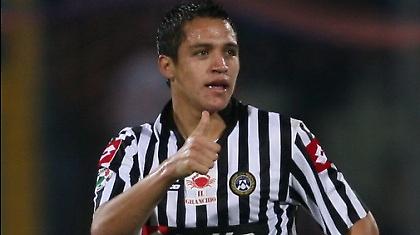 «Εμφύλιος» στο Μάντσεστερ για Σάντσες