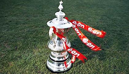 Βασιλική αποχή από τον τελικό