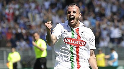 Η «Κυρία» ποτέ δεν πεθαίνει! (video)