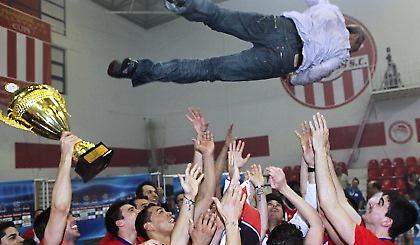 Οι παρέες γράφουν ιστορία