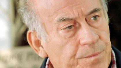 Βαθιά υπόκλιση για τον Θανάση Βέγγο