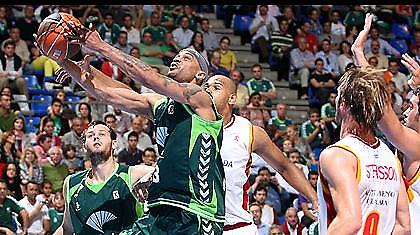 Τρεις ομάδες για δύο θέσεις