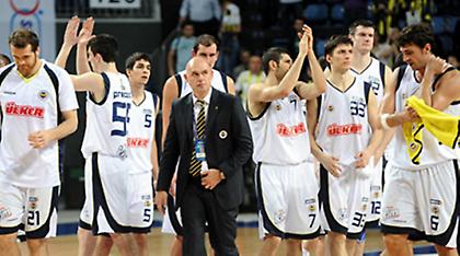 Δεν σταματά πουθενά η «Φενέρ»