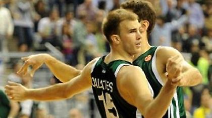 Ο Καλάθης τη βελόνα και ο «Ζοτς» την…κλωστή