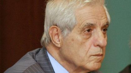 «Κουράστηκα. Ίσως φύγω…»