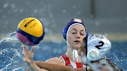 Αποχωρεί η Φαν Μπέλκουμ