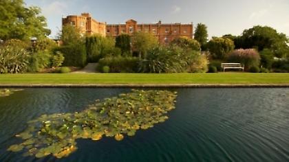 Κράτηση στο ίδιο ξενοδοχείο!