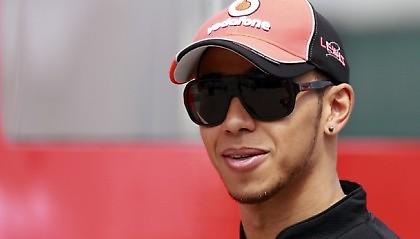 Διασκεδάζει ο Χάμιλτον με τις αλλαγές