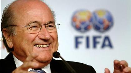 «Περίπατο» στις εκλογές βλέπει ο Μπλάτερ