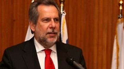 «Να διαλυθούν τα σώματα ασφαλείας και να γίνουν από την αρχή»