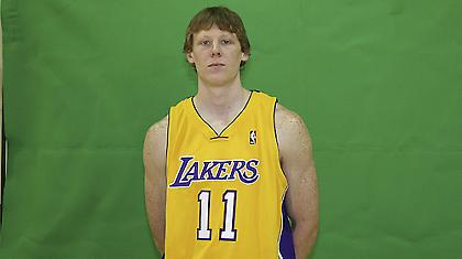 Πήρε Κόμπι Καρλ αντί Μασιούλις η Αρμάνι