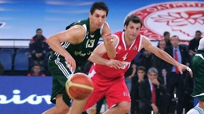 Ο τελικός του Παραλύτου, του Ντίλινγκερ και του Μίκι Μάους...