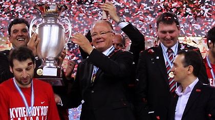 Οταν ο «σοφός» σβήνει το φως απ' τον εξάστερο