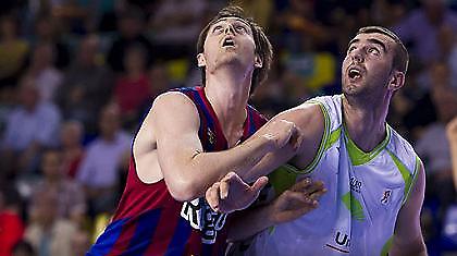 Άλωσε τη Βαρκελώνη και μπήκε play-offs η Μάλαγα