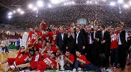 «Μπουζούκια θα πάμε όταν πάρουμε το πρωτάθλημα»