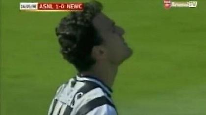 Δεν άντεξε τις… κανονιές ο Νταμπίζας (video)