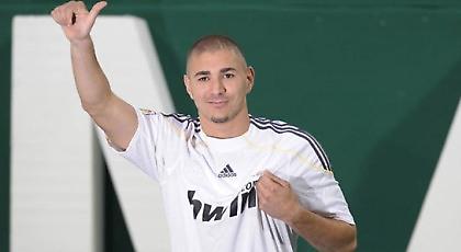 Mένει στη Μαδρίτη ο Μπενζεμά