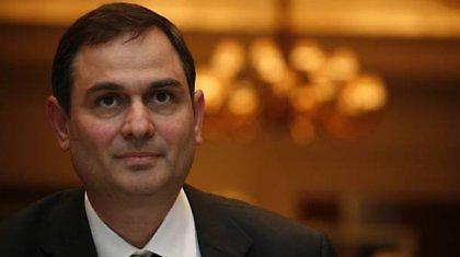 Εμπλοκή στις διαπραγματεύσεις με την τρόικα